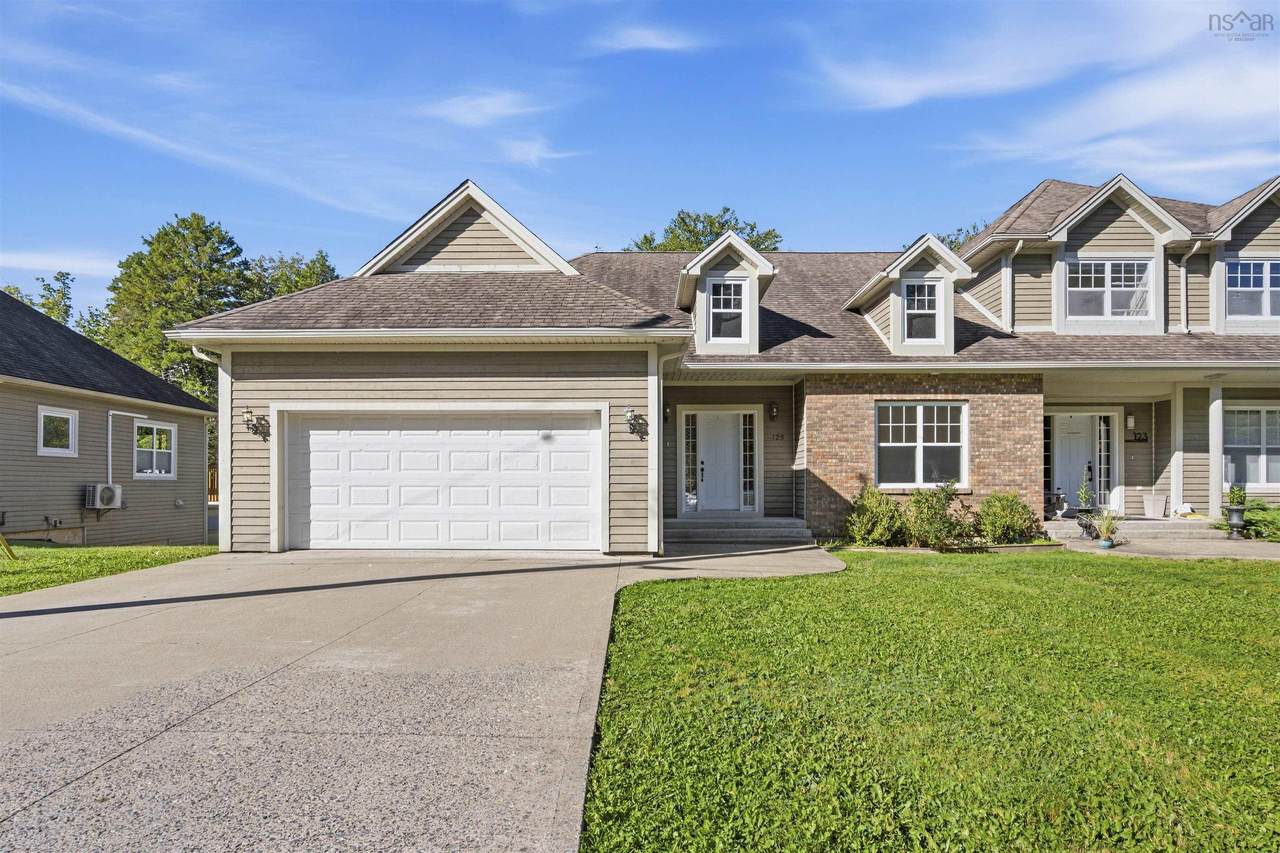 125 Carnoustie Drive - Photo 1