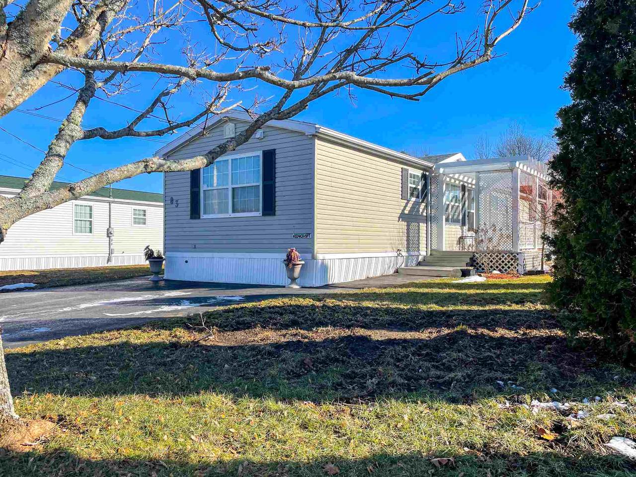 83 Haven Drive - Photo 1