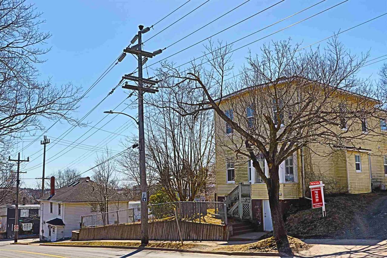 33 Maple Street - Photo 1