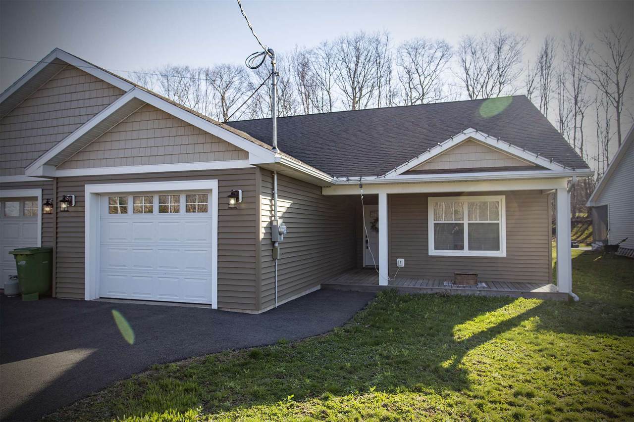 1111 Percy Court - Photo 1