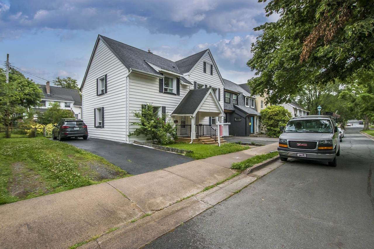5526 Stairs Place - Photo 1