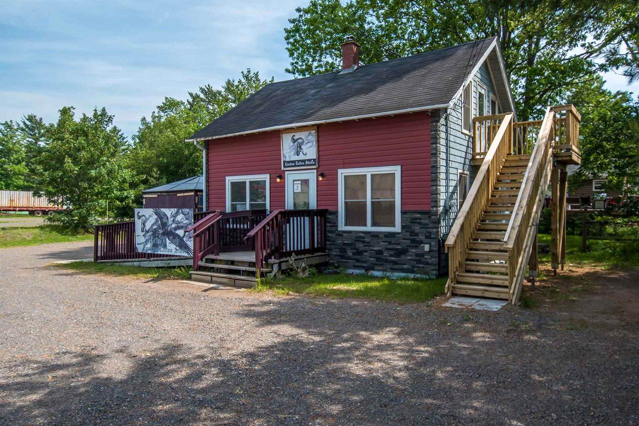 986 Central Avenue - Photo 1