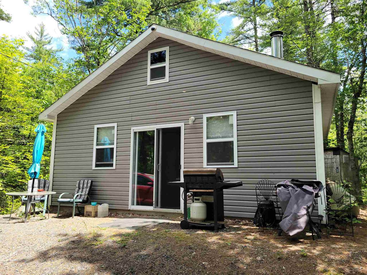 135 Pine Island Drive - Photo 1