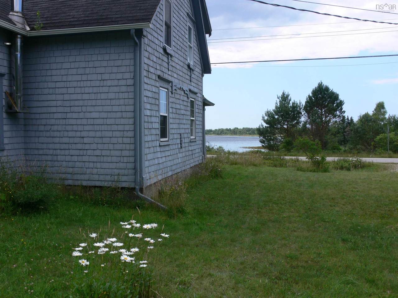 6998 Shore Road - Photo 1