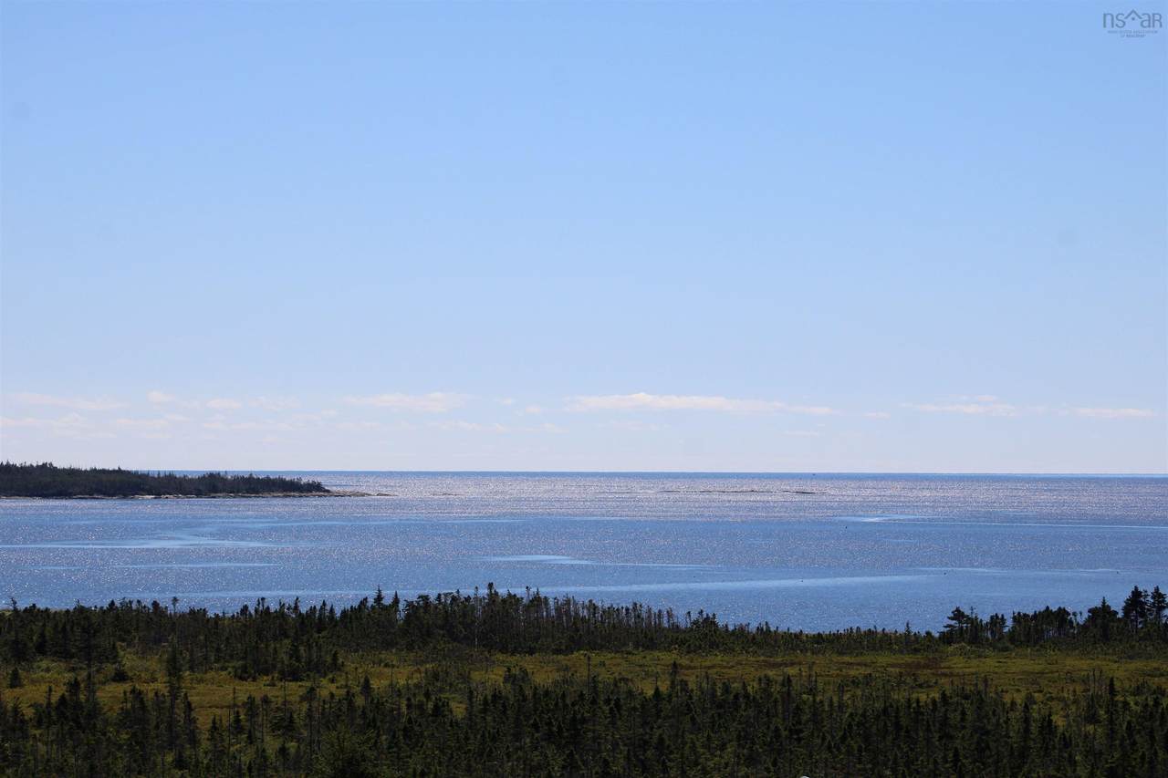 304 Cape Road South - Photo 1