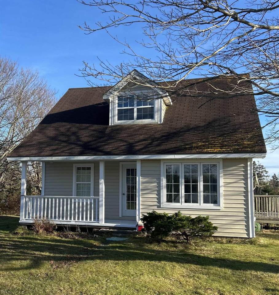 1209 Stoney Island - Photo 1