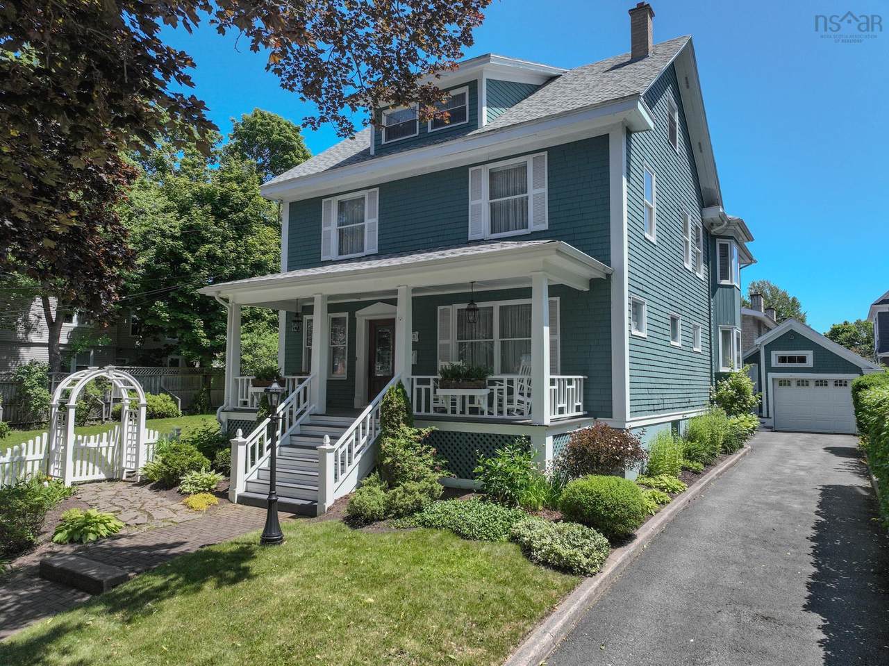 80 Whitney Avenue - Photo 1