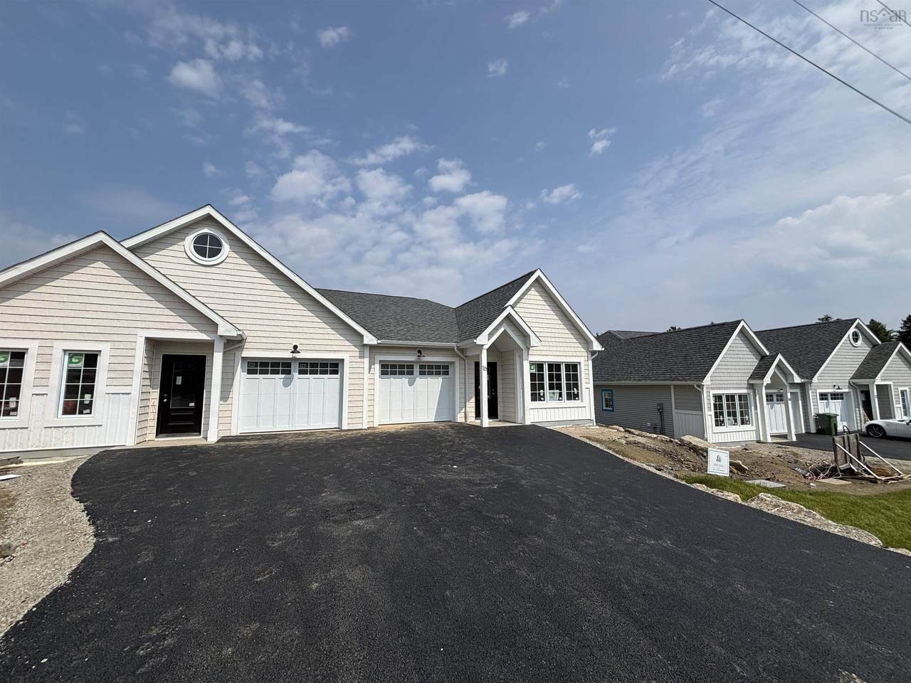 16 Chester Hills Drive - Photo 1