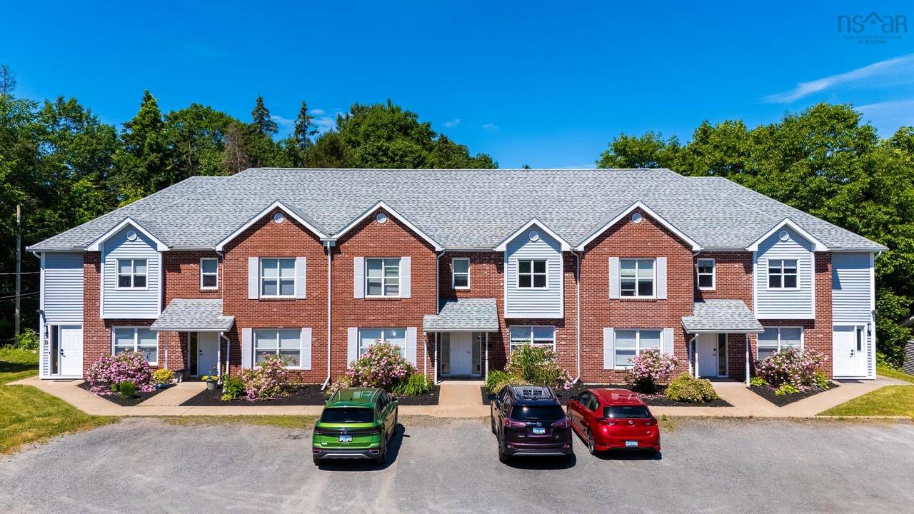 14-24 Kadray Court - Photo 1