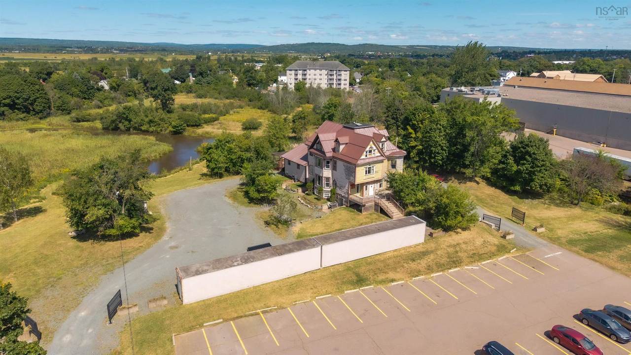 435 Prince Street - Photo 1