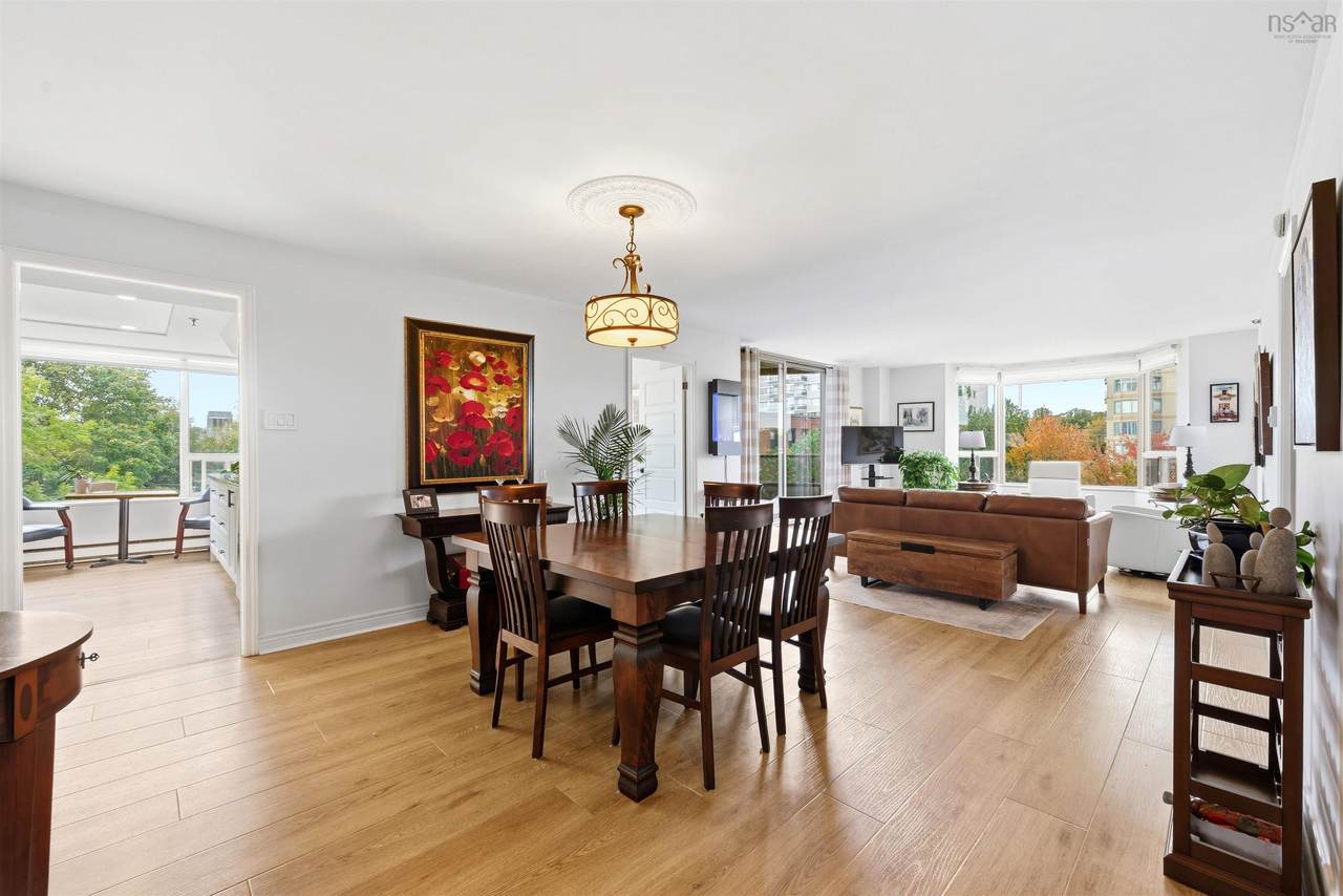 1470 Summer Street - Photo 1