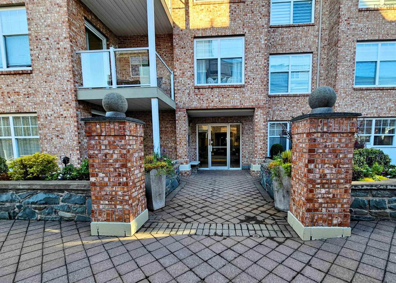 30 Waterfront Drive - Photo 1