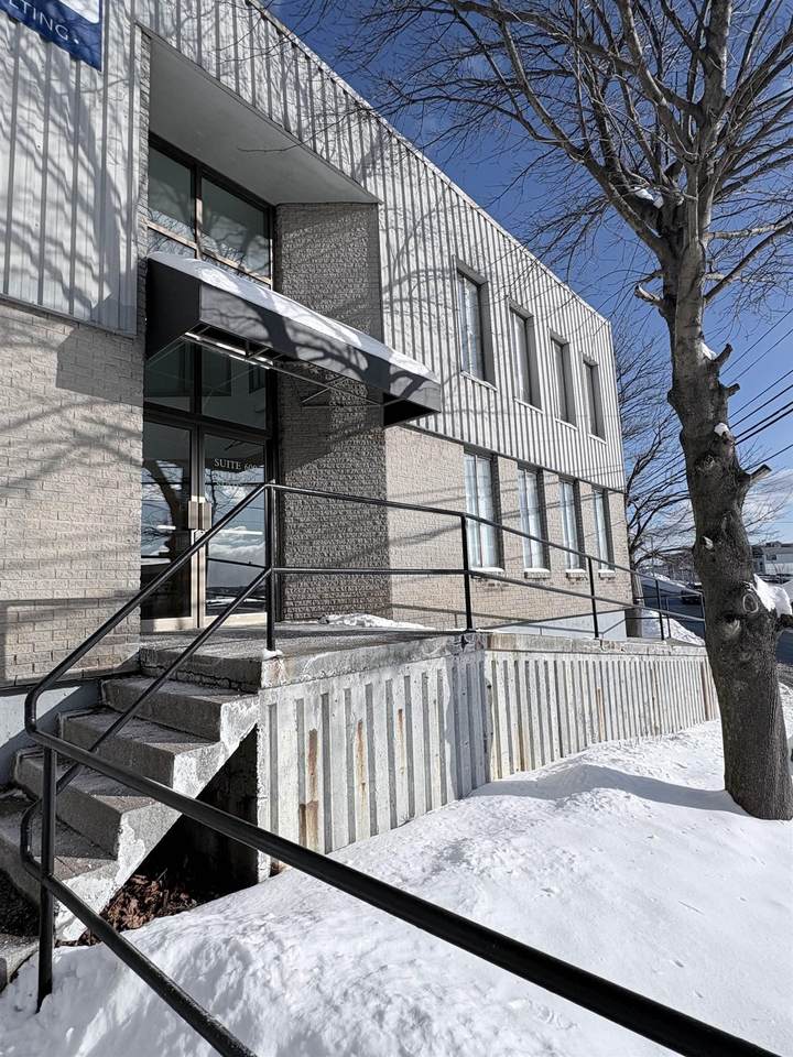 6300 Lady Hammond Road - Photo 1