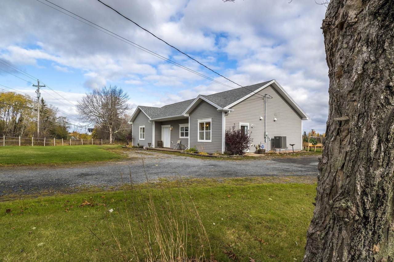 https://bt-photos.global.ssl.fastly.net/novascotia/1280_boomver_2_202609918-2.jpg
