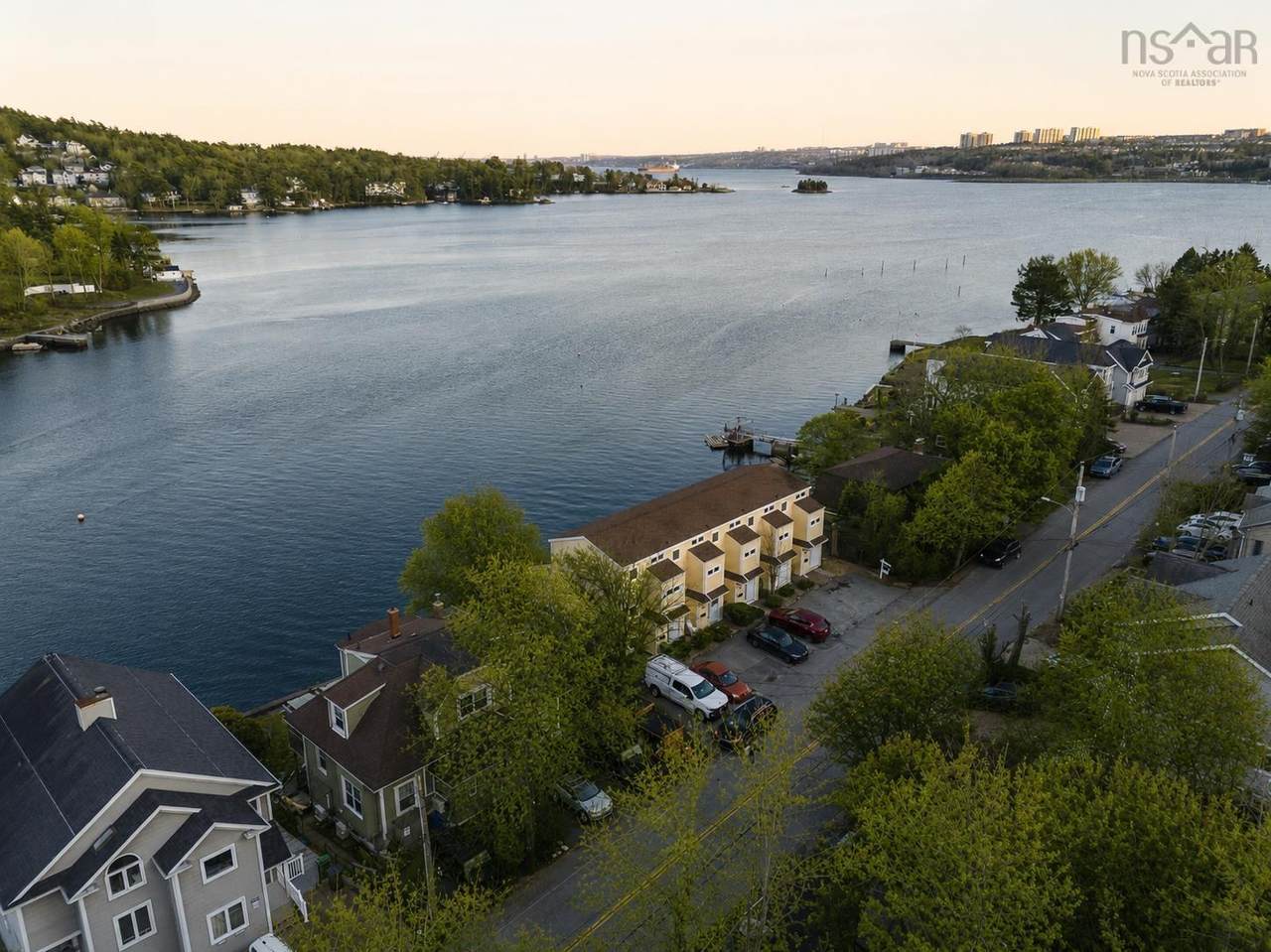 473 Shore Drive - Photo 1