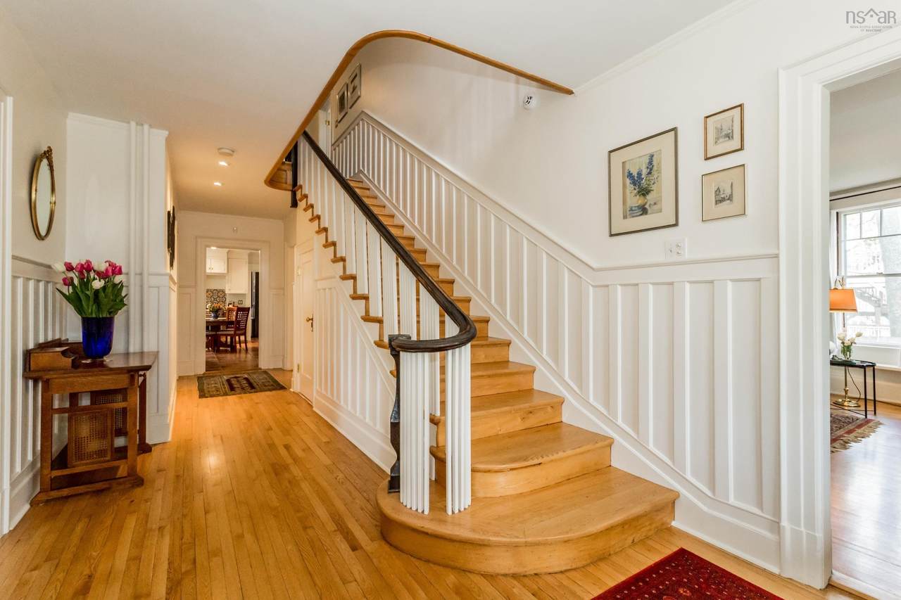https://bt-photos.global.ssl.fastly.net/novascotia/1280_boomver_2_202613247-2.jpg