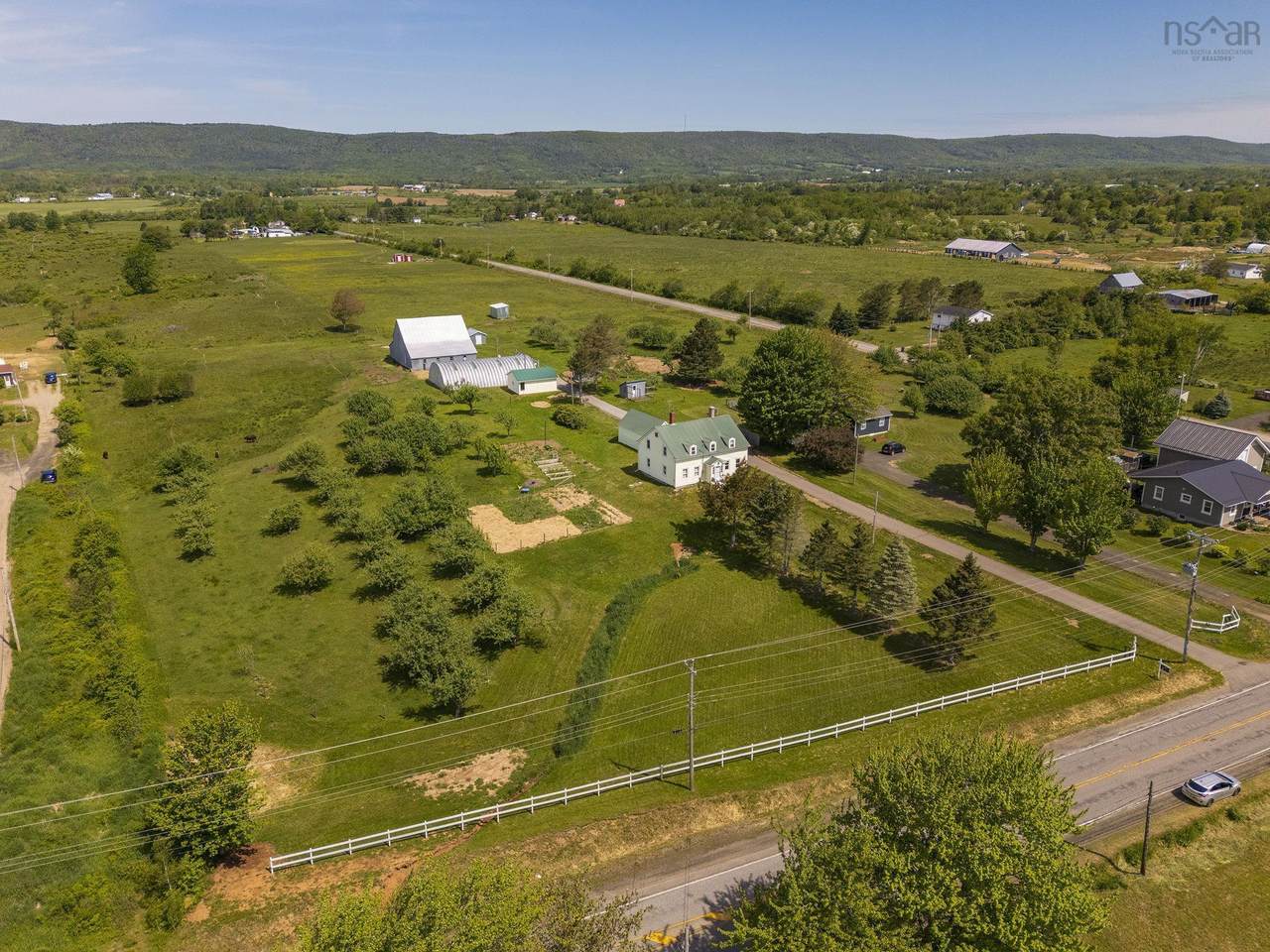 https://bt-photos.global.ssl.fastly.net/novascotia/1280_boomver_2_202613326-2.jpg