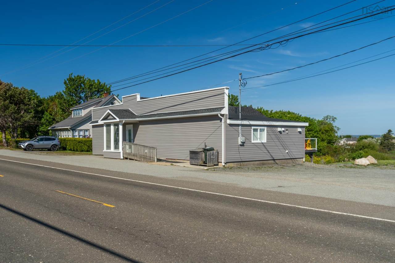 https://bt-photos.global.ssl.fastly.net/novascotia/1280_boomver_2_202614780-2.jpg