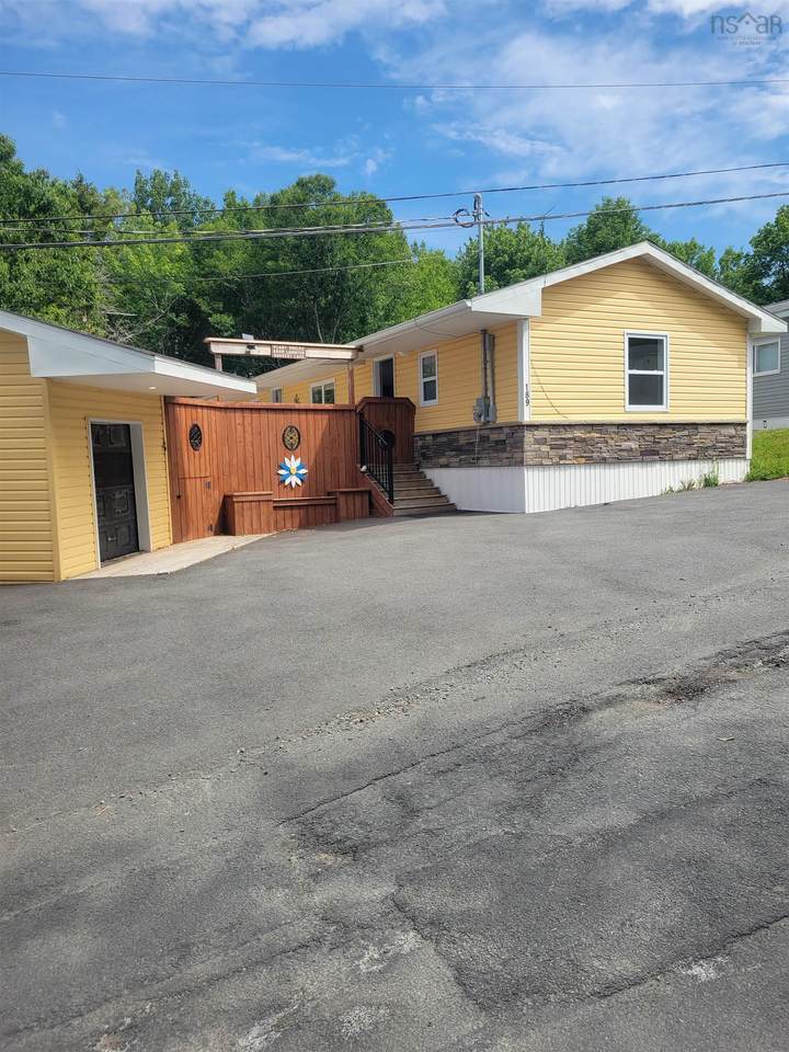 189 Hilltop Drive - Photo 1