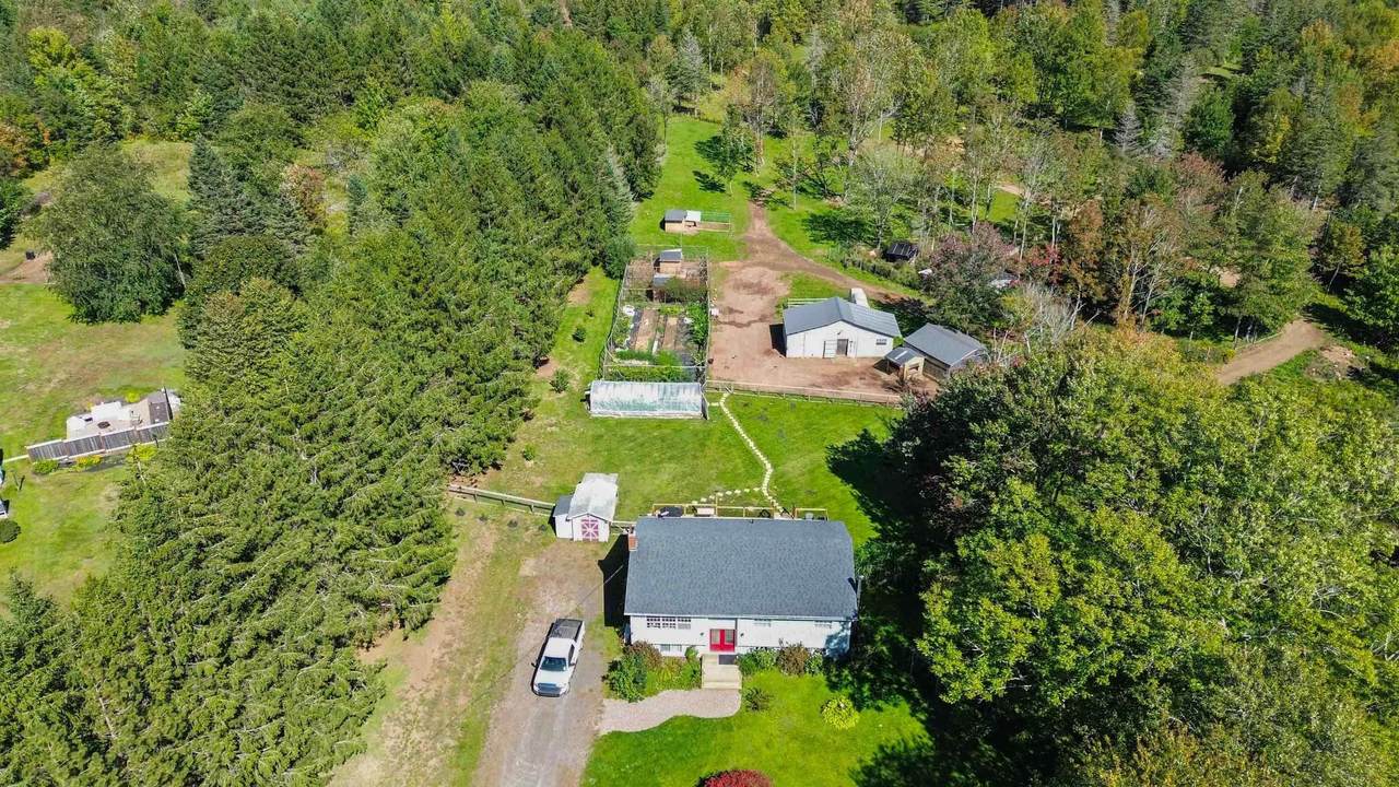 1106 Tetzlaff Road - Photo 1