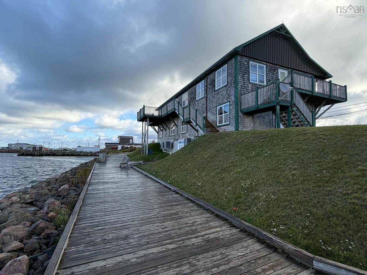 https://bt-photos.global.ssl.fastly.net/novascotia/1280_boomver_2_202623863-2.jpg