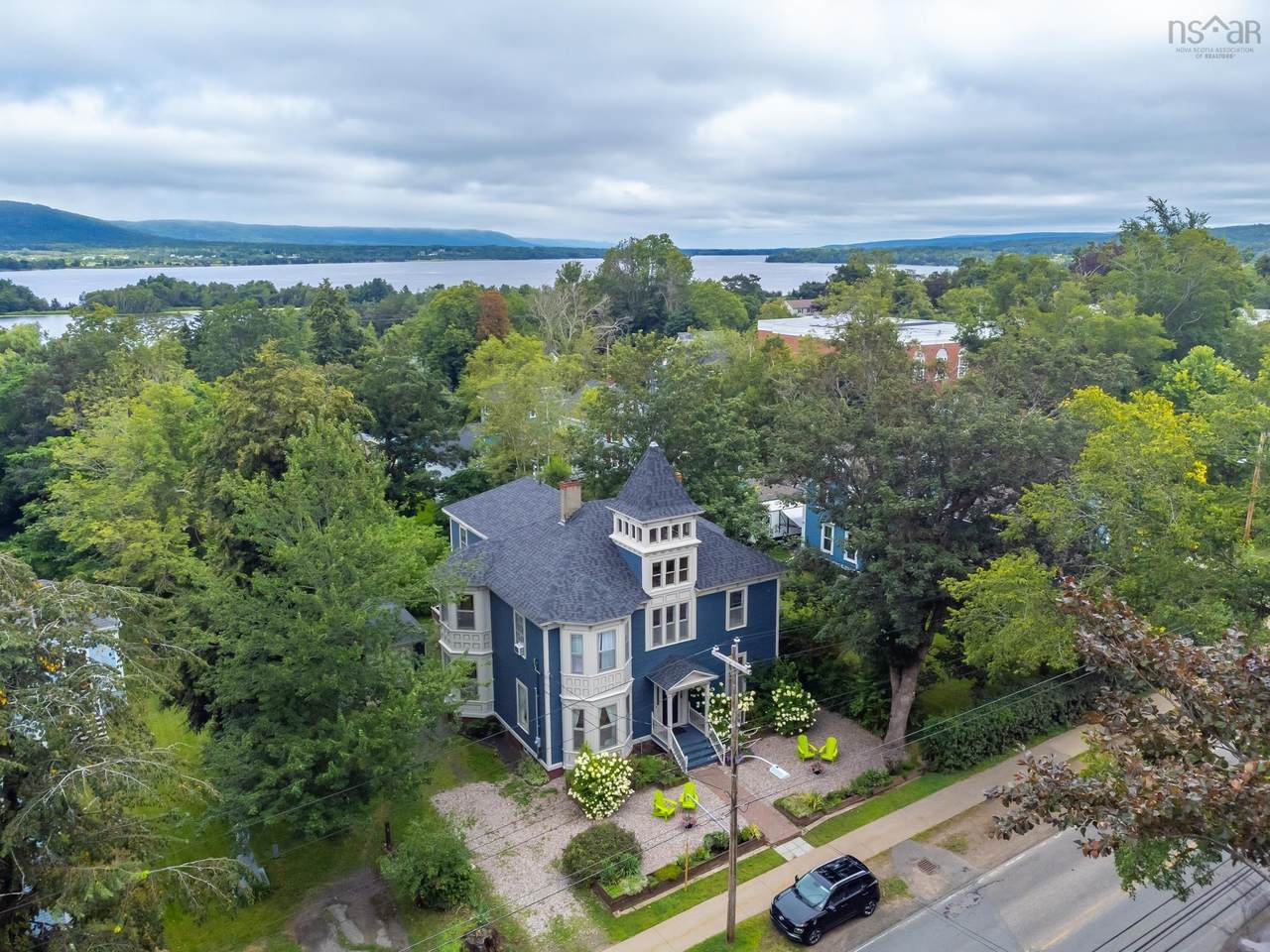 https://bt-photos.global.ssl.fastly.net/novascotia/1280_boomver_1_202400631-2.jpg