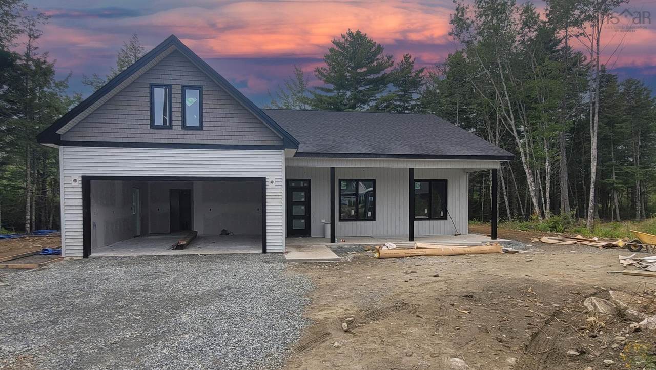 17 Soleil Crescent - Photo 1