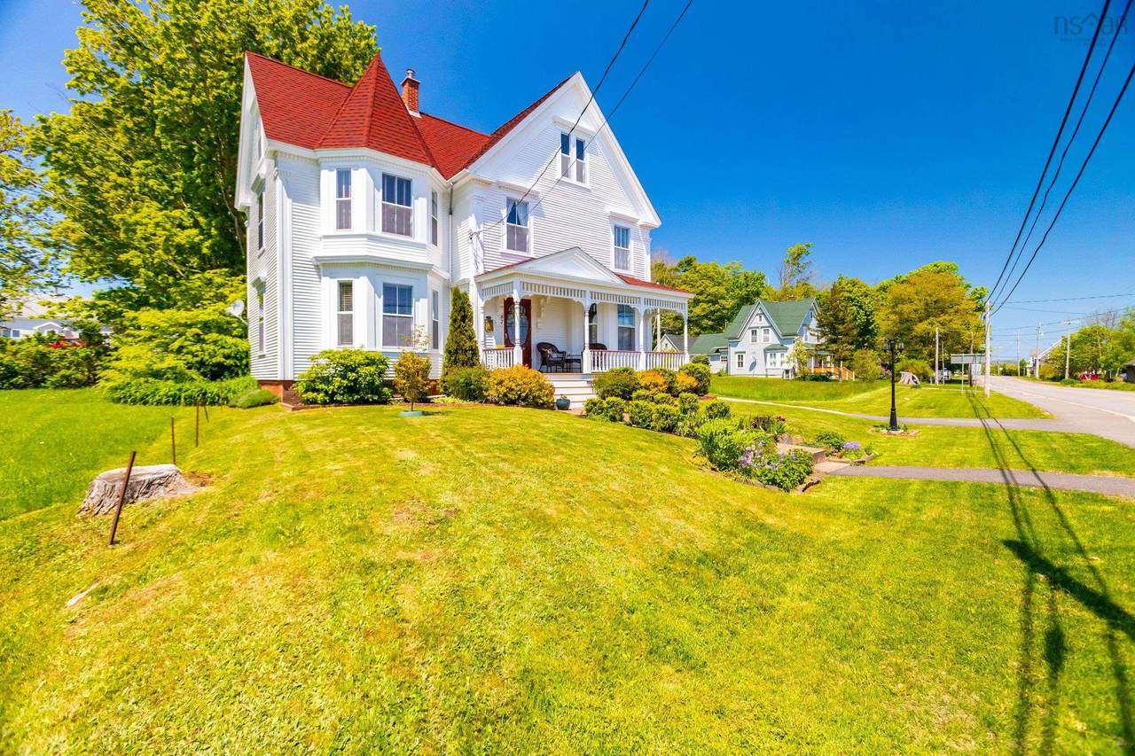 https://bt-photos.global.ssl.fastly.net/novascotia/1280_boomver_3_202519272-2.jpg