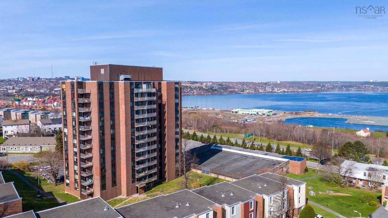 5572 North Ridge Road - Photo 1