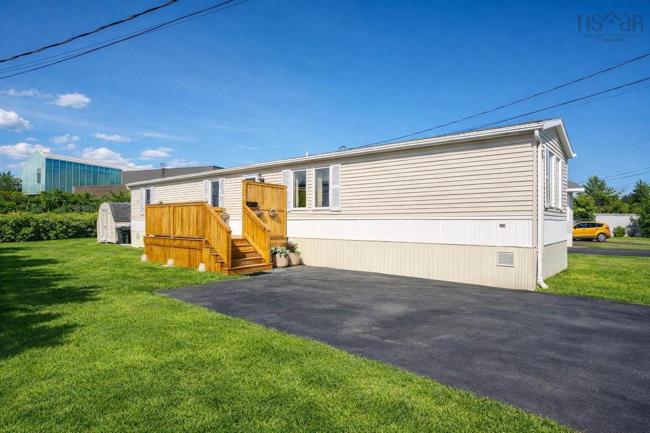 https://bt-photos.global.ssl.fastly.net/novascotia/1280_boomver_5_202606739-2.jpg