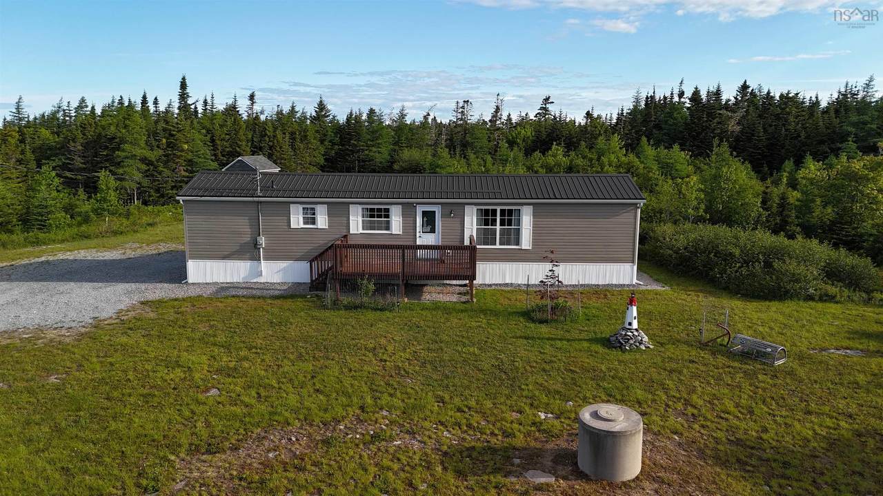 821 Highway 330 - Photo 1
