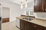 1270 Oxford Street - Photo 6