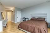 1074 Wellington Street - Photo 14