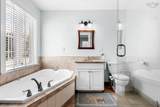6 Safe Harbour Close - Photo 16