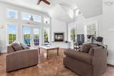 6 Safe Harbour Close - Photo 3