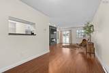 2 Lombardy Lane - Photo 14