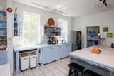 494 St George Street - Photo 11