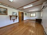 22807 Highway 7 - Photo 26