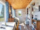 1031 West Bay Road - Photo 32