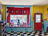 286 St George Street - Photo 8