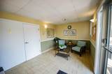 2 Lombardy Lane - Photo 36