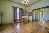 111 Montague Row - Photo 13