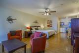 111 Montague Row - Photo 37