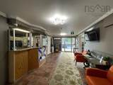 100 Kings Road - Photo 8