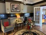 100 Kings Road - Photo 9
