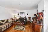 22676 Highway 7 - Photo 27