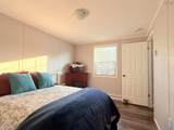533 Young Street - Photo 13