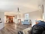 533 Young Street - Photo 6