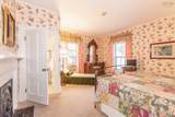 519 St George Street - Photo 37