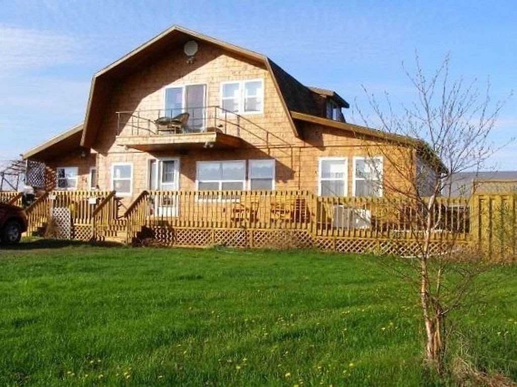 1179 Highway 6 - Photo 1
